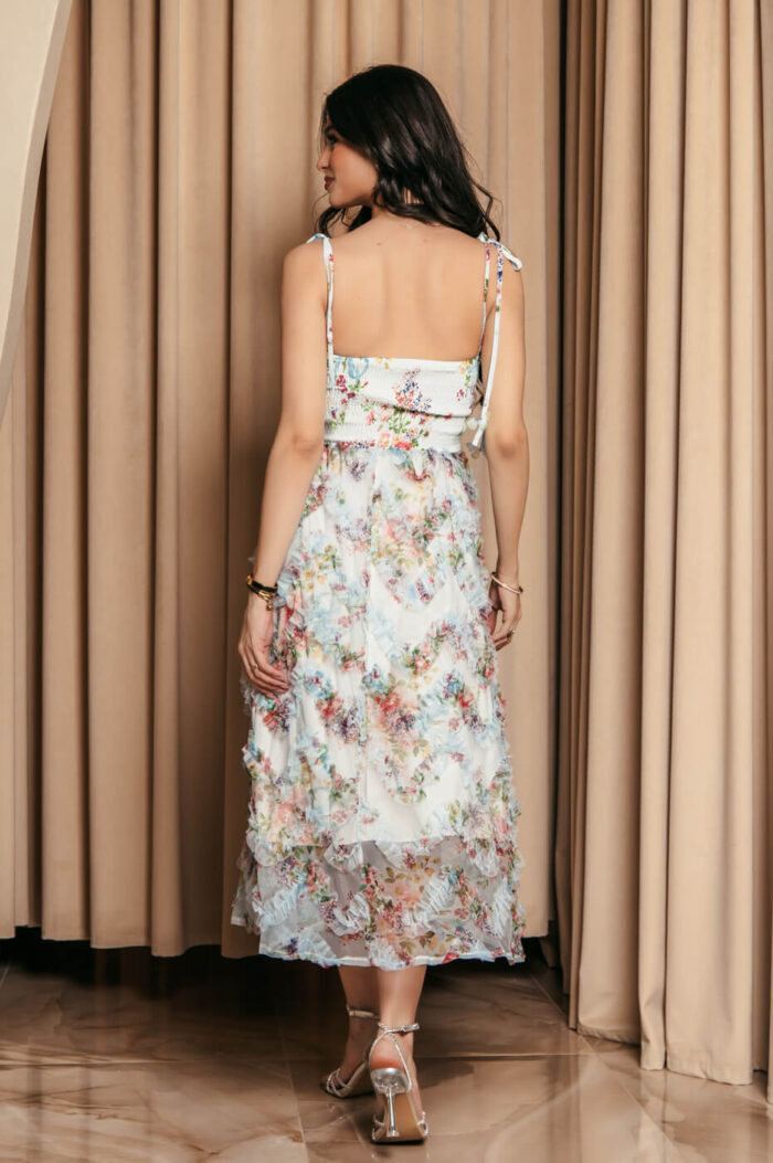 Φόρεμα midi floral με τούλι και διακοσμητικές πεταλούδες baby blue