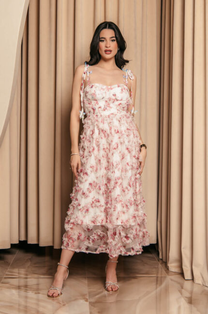 Φόρεμα midi floral με τούλι και διακοσμητικές πεταλούδες baby pink