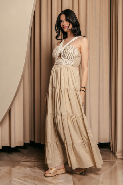Φόρεμα maxi με επίπεδα και πλεκτές λεπτομέρειες μπεζ
