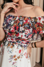 Off Shoulder λευκό Φόρεμα με floral print και βολάν