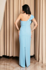 Φόρεμα maxi one shoulder με διακοσμητικές πέτρες baby blue - Image 6