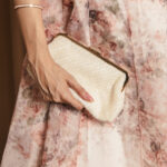 Tσάντα clutch με πέρλες