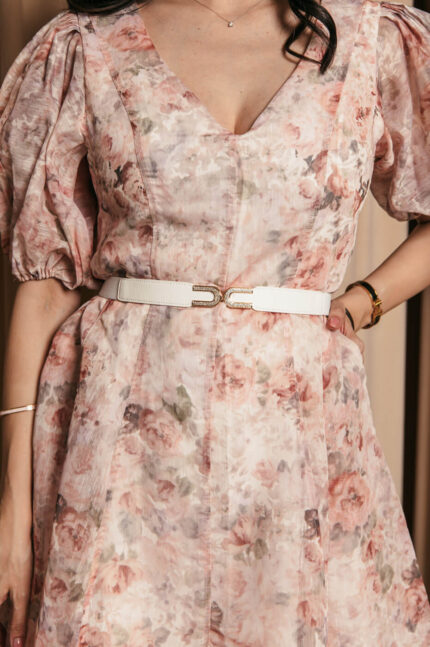 Ζώνη λευκή ελαστική με χρυσό κούμπωμα και στρας