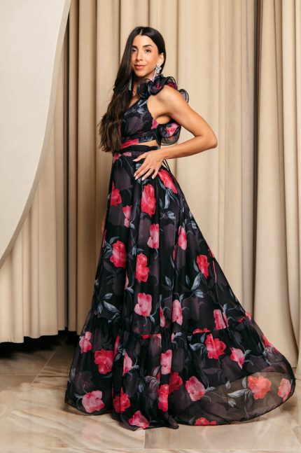 Φόρεμα maxi με floral print και βολάν στους ώμους μαύρο