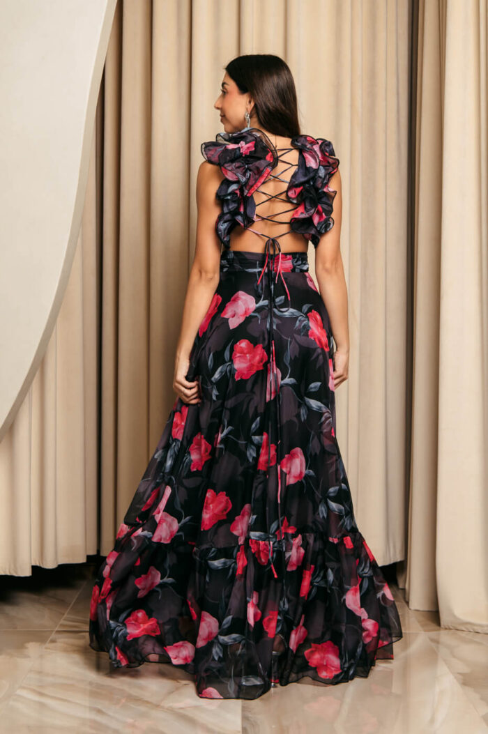 Φόρεμα maxi με floral print και βολάν στους ώμους μαύρο