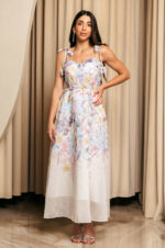 Φόρεμα midi με floral print εκρού και διακοσμητικές πεταλούδες