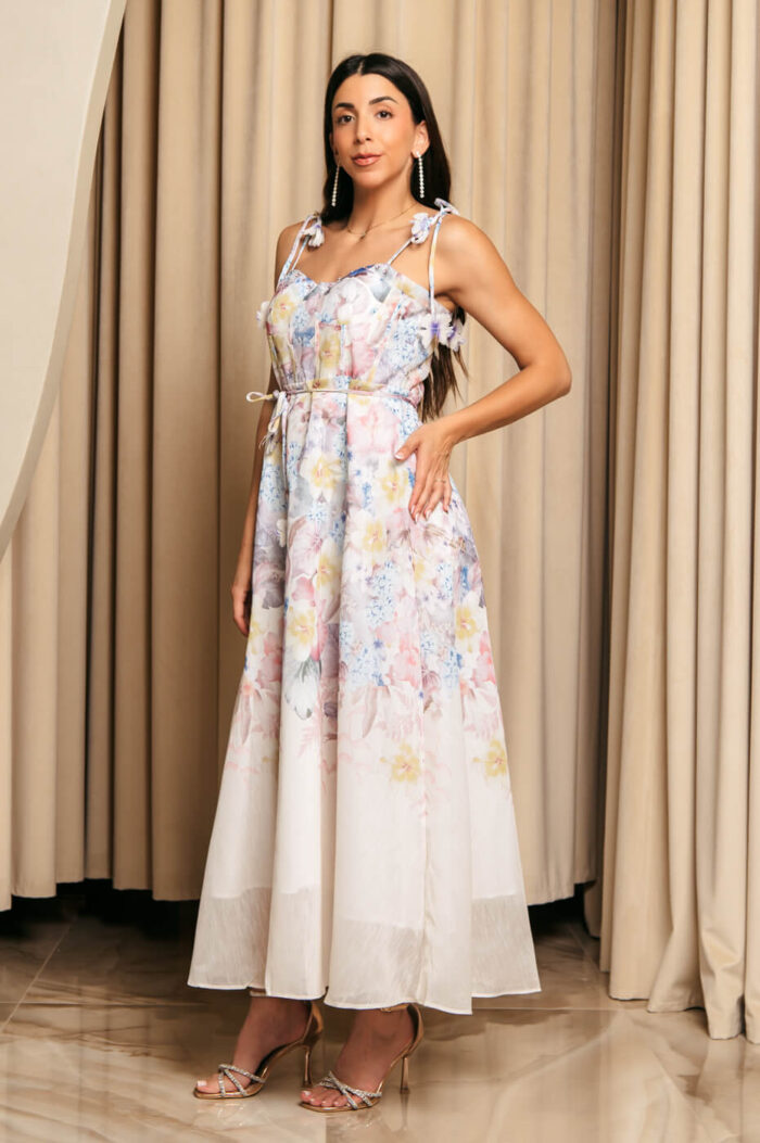 Φόρεμα midi με floral print εκρού και διακοσμητικές πεταλούδες
