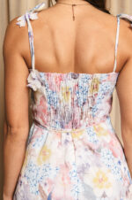 Φόρεμα midi με floral print εκρού και διακοσμητικές πεταλούδες
