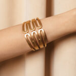 Βραχιόλι με τριπλό κυματιστό σχέδιο χρυσό