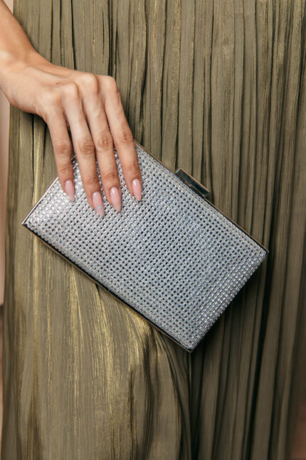 Tσάντα clutch διπλής όψης ασημί