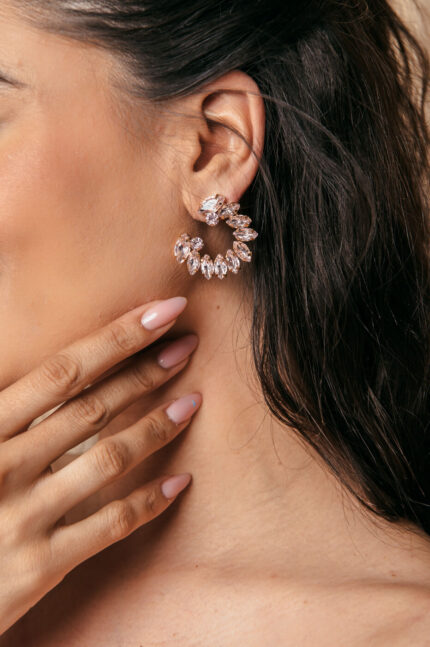 Σκουλαρίκια ημικυκλικά με στρας και κρυστάλλους χρυσά