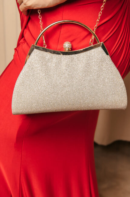 Tσάντα πλισέ με γκλιτερ χρυσή