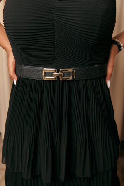 Ζώνη μαύρη με χρυσή αγκράφα από δύο τετράγωνους κρίκους