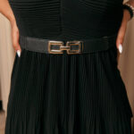 Ζώνη μαύρη με χρυσή αγκράφα από δύο τετράγωνους κρίκους