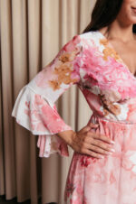 Φόρεμα maxi κιμονό κρουαζέ με ροζ floral print λευκό