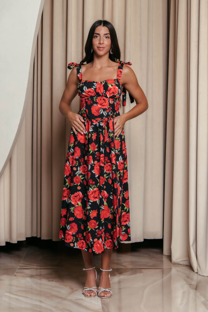 Φόρεμα midi με floral print και χοντρές τιράντες μαύρο