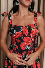 Φόρεμα midi με floral print και χοντρές τιράντες μαύρο