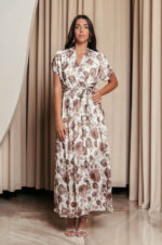 Φόρεμα maxi με καφέ floral print και ανάγλυφες λεπτομέρειες λευκό
