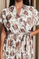 Φόρεμα maxi με καφέ floral print και ανάγλυφες λεπτομέρειες λευκό