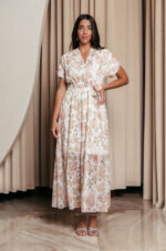 Φόρεμα maxi με ροζ floral print και ανάγλυφες λεπτομέρειες λευκό