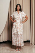 Φόρεμα maxi με ροζ floral print και ανάγλυφες λεπτομέρειες λευκό