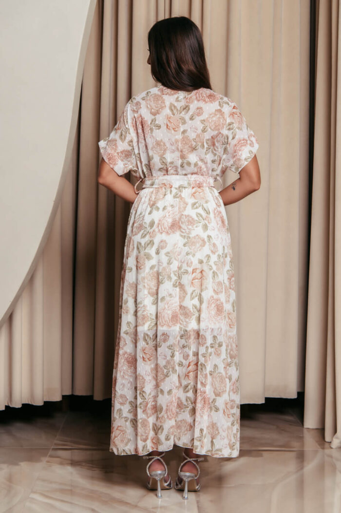 Φόρεμα maxi με ροζ floral print και ανάγλυφες λεπτομέρειες λευκό