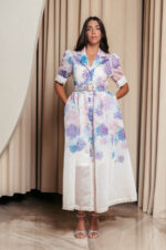 Φόρεμα maxi με floral print τρουκς και δαντελένιες λεπτομέρειες εκρού