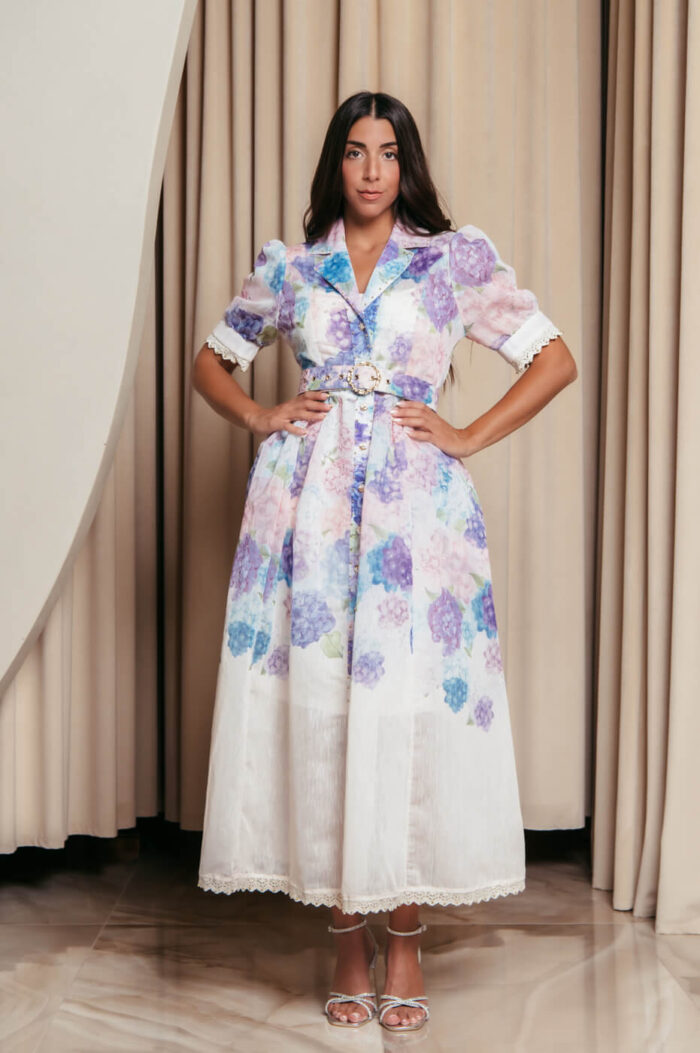 Φόρεμα maxi με floral print τρουκς και δαντελένιες λεπτομέρειες εκρού