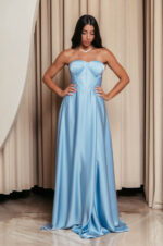 Φόρεμα maxi σατέν στράπλες με σκίσιμο baby blue