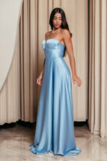 Φόρεμα maxi σατέν στράπλες με σκίσιμο baby blue