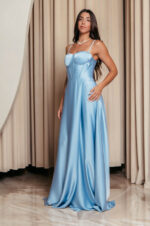 Φόρεμα maxi σατέν στράπλες με σκίσιμο baby blue