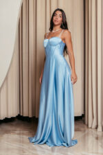 Φόρεμα maxi σατέν στράπλες με σκίσιμο baby blue