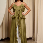 Μπλούζα σιθρού μακριά με ασύμμετρα βολάν λαδί