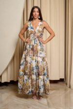 Φόρεμα maxi με επίπεδα και καφέ - μπλε floral print λευκό