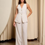 Σετ γιλέκο-παντελόνι μπεζ