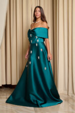 Φόρεμα maxi off shoulder με διακοσμητικές πέτρες κυπαρρισί - Image 4