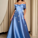 Φόρεμα maxi off shoulder με διακοσμητικές πέτρες dusty blue