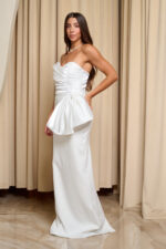 Φόρεμα maxi one shoulder με σατέν πιέτες και φιόγκο λευκό
