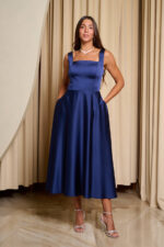 Φόρεμα midi σατέν με τιράντες navy blue - Image 10