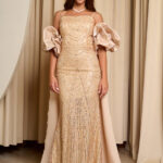 Φόρεμα maxi με παγιέτα, πέρλες και ουρά με τριαντάφυλλα μπεζ-χρυσό