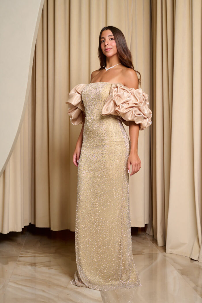 Φόρεμα maxi off shoulder με στρας και balloon μανίκια μπεζ-χρυσό - Image 6