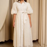 Φόρεμα maxi με κεντημένη δαντέλα και balloon μανίκια εκρού