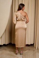 Φόρεμα midi σατέν one shoulder με κυκλική λεπτομέρεια από κρίκο μπεζ