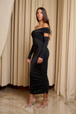 Φόρεμα midi off shoulder με twisted σχέδιο στο μπούστο και μανίκια μαύρο
