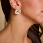 Σκουλαρίκια πλεξούδα με στρας χρυσά