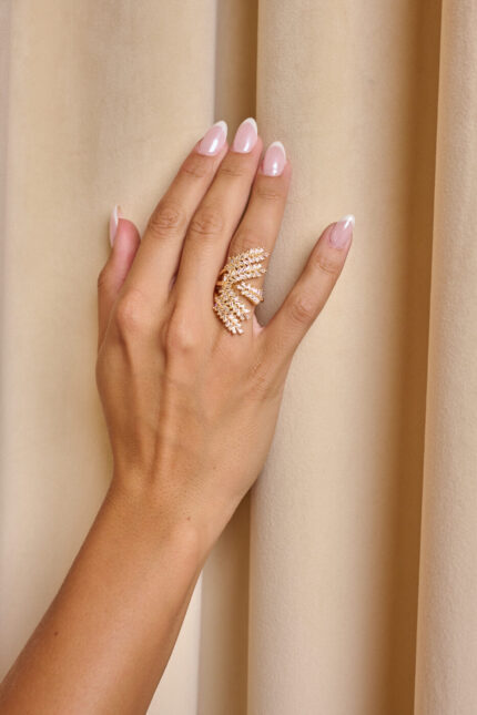 Δαχτυλίδι με διπλή βεντάλια από στρας σε σχήμα φύλλου χρυσό