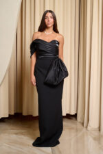 Φόρεμα maxi one shoulder με σατέν πιέτες και φιόγκο μαύρο