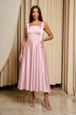 Φόρεμα midi σατέν με τιράντες baby pink