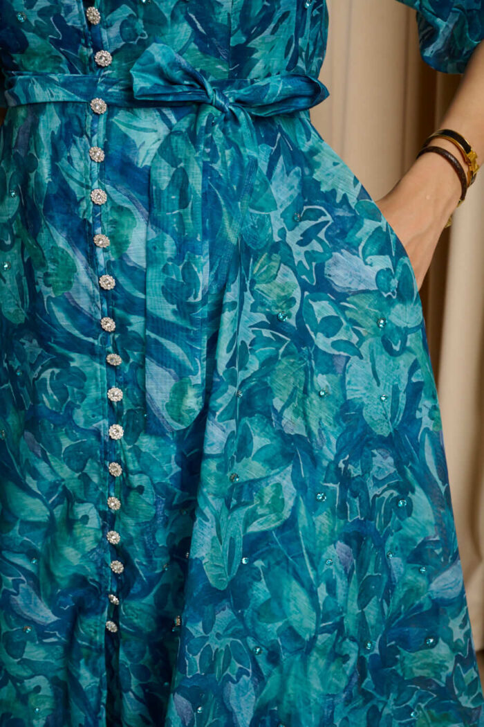 Φόρεμα maxi floral print με μπλέ στρας πετρόλ