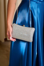 Tσάντα clutch με κρύσταλλα ασημί - Image 6